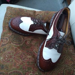 Dr. Marten white and brown vintage shoes